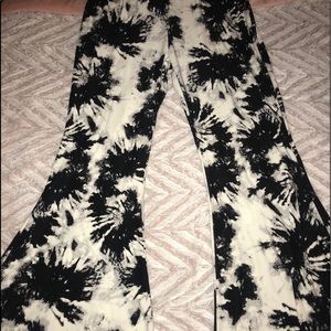 Tie Dye Flare Leggings